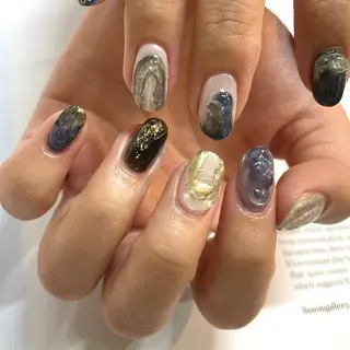 ネイル anyora nail salon所属・大人ワンホン キラキラ／Ayanoのネイルデザイン