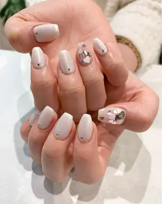 ネイル ecrin 💎 mayuのネイルデザイン