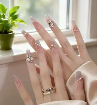 ネイル BEAUTY NAIL SALON所属・beautynail Emiのネイルデザイン