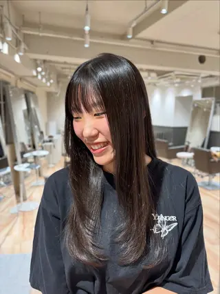 ロング 北 詩羽のヘアスタイル