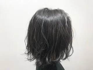 ミディアム 辻本 夏子のヘアスタイル