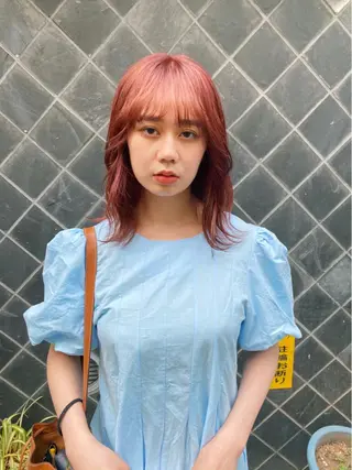 ショート カラー ヘアアレンジ レイヤーウルフ エクステ磯部のヘアスタイル