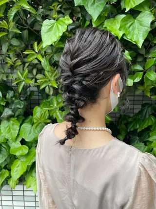 ミディアム ヘアアレンジ カワシマ セイカのヘアスタイル