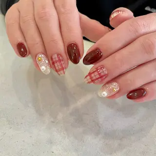 ネイル shiro 浜松駅前店所属・shiro 浜松駅前店のネイルデザイン