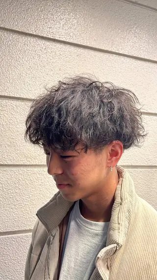 メンズ Ryosuke ブリーチ縮毛矯正特化のヘアスタイル