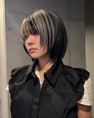 ショート カラー だいち/ハイトーン/ デザインカラーのヘアスタイル