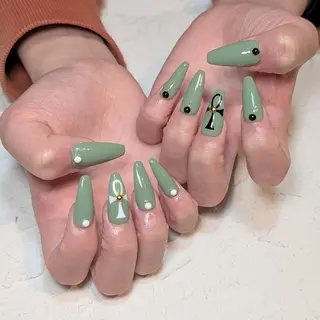 ネイル Nail salon Euphoria所属・Euphoria 【 suzuki 】のネイルデザイン