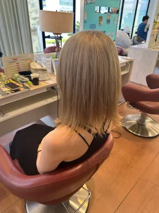 カラー ho nokaのヘアスタイル