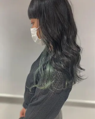 セミロング カラー 遠藤 愛莉のヘアスタイル