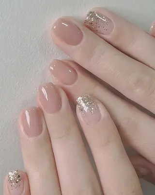 ネイル Emi⭐️⭐️ 上野店のネイルデザイン