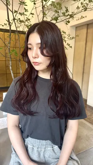 ロング オオタ ユキのヘアスタイル