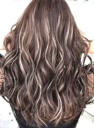 ロング Seventh Sense所属・Seventh Senseのヘアスタイル