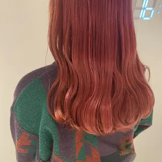 セミロング カラー カジュアルを女っぽく 𝗮𝘆𝗮𝗰𝗼のヘアスタイル