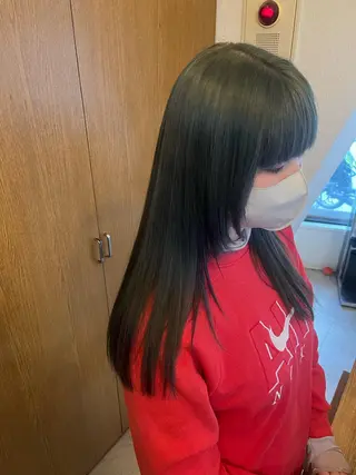 ロング agland tetra所属・教野 真央のヘアスタイル