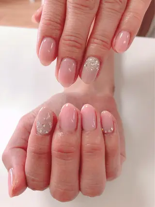 ネイル Lily Roseスタッフ一同のマツエク・マツパデザイン