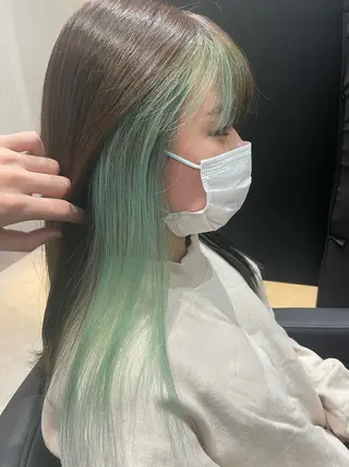 ロング カラー ikuma/ ミルクティーのヘアスタイル