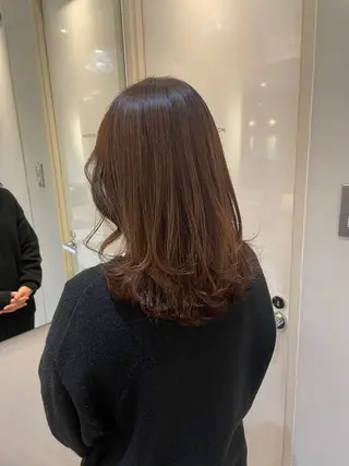 セミロング 吉野 琴音のヘアスタイル