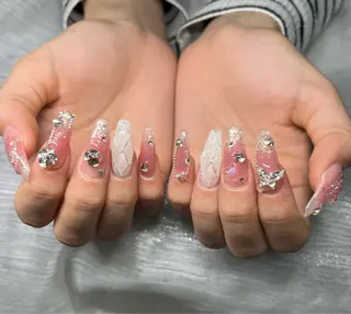 ネイル Lee Nailsのネイルデザイン