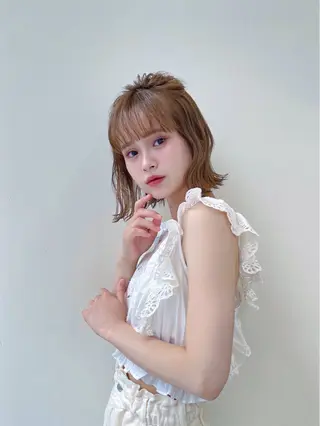 ショート カラー ムラ修正💎 艶髪ハイトーン💎のヘアスタイル