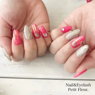 ネイル Petit Fleur所属・青柳 亜梨奈のマツエク・マツパデザイン