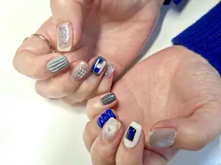 ネイル nailstudio eviz新宿店のネイルデザイン