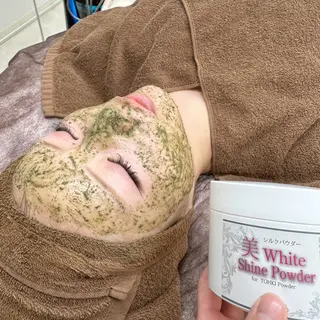 Lei beauty salon所属・松ヤニワックス専門/ 梅田/Leiのエステ・リラクイメージ