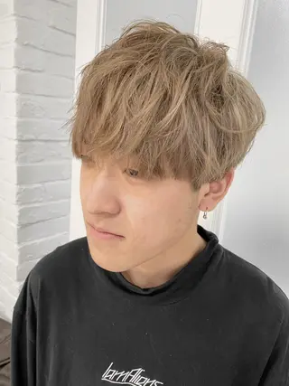 ショート 🍀透明感抜群🍀/ ハイトーンカラーのヘアスタイル