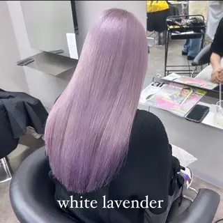 ロング かのブリーチカラー 🎧⛓️🩶のヘアスタイル