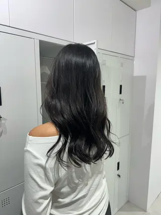 ロング ya₥a/メンズカッ ト/透明感カラーのヘアスタイル