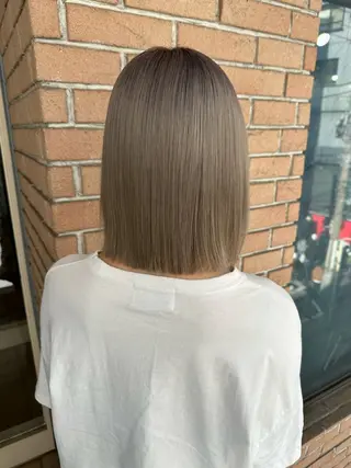 ミディアム yelm所属・🫒オリーブカラー ミディアムレイヤー✨のヘアスタイル