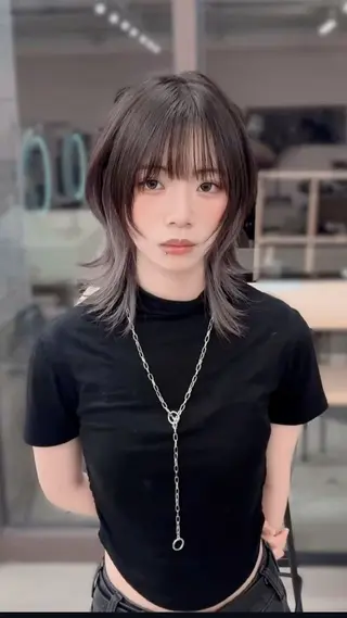 ミディアム カラー 🔥キョウスケ/レイ ヤー/ハイトーン🔥のヘアスタイル