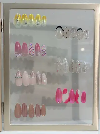 ネイル 鈴木 亜和音のネイルデザイン