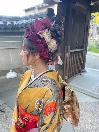 ヘアアレンジ 楢本 彩耶のネイルデザイン