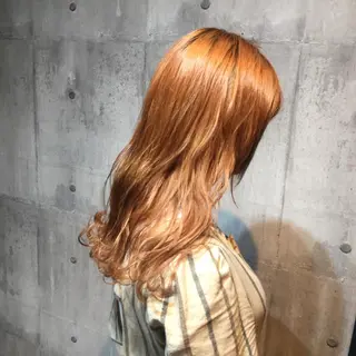 セミロング カラー ホワイト&レイヤーカ ットエクステ長畠俊輔のヘアスタイル