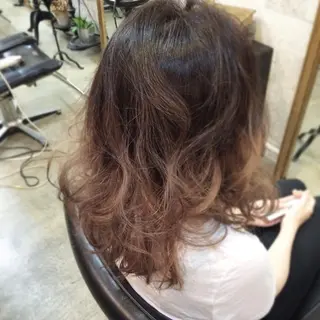 ミディアム カラー インナーカラー/天神 ブリーチ/吉田のヘアスタイル