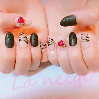 ネイル La neige* yuki 🥯🍑のネイルデザイン