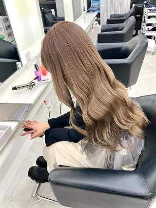 ロング カラー ParveMix🍀 藤原愛未のヘアスタイル