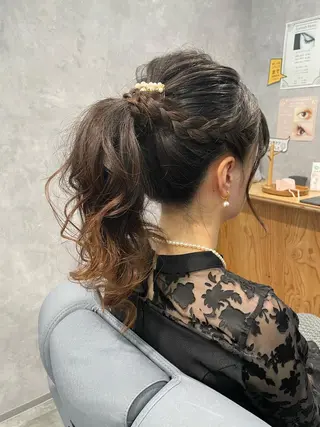 ロング ヘアアレンジ 黒岩 梨沙のヘアスタイル