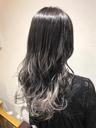 ロング カラー パーマ ヘアアレンジ メンズ キッズ ネイル マツエク・マツパ バレイヤージュ/ 髪質改善/渡邉悟🌱のヘアスタイル