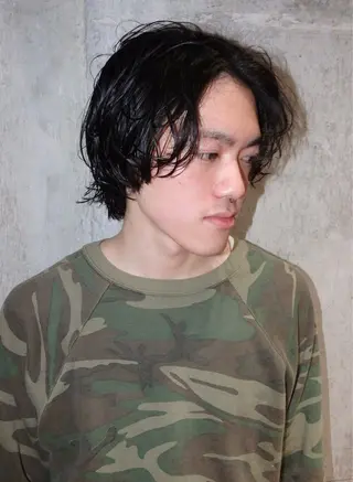 ミディアム メンズ ハイトーン yuseiのヘアスタイル