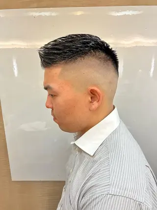 ショート ゼロスバーバーショップ所属・予約1000件超 ✨メンズパーマのヘアスタイル