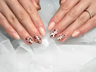 ネイル Nailsalon Graciasのネイルデザイン