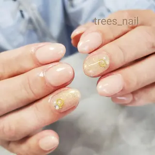 ネイル trees_ nailのネイルデザイン