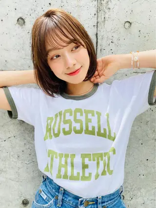 ショート ハイトーン/レイヤー 💜Akaneのヘアスタイル