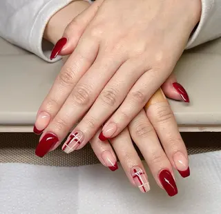 ネイル NiNa ビューティーサロン所属・Ni Naのネイルデザイン