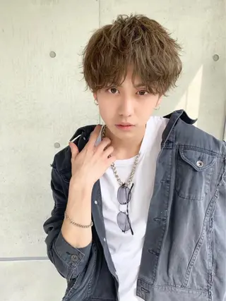 ショート カラー パーマ ヘアアレンジ メンズ キッズ 🟦ニュアンス/メン ズパーマ横浜🟦のヘアスタイル