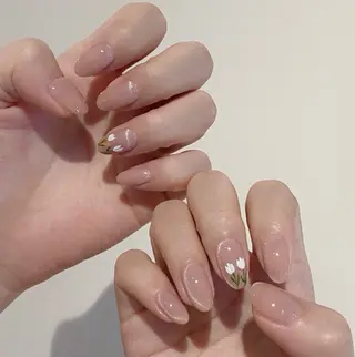 ネイル 高木 維麗絲のネイルデザイン