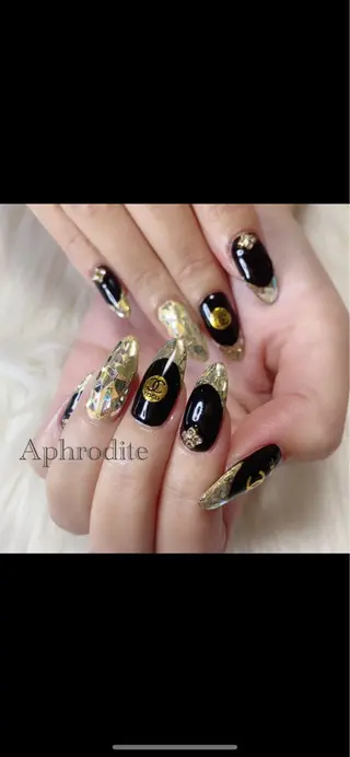ネイル Aphrodite パラジェル認定サロンのネイルデザイン