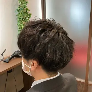 ショート パーマ メンズ 藤森 達也のヘアスタイル