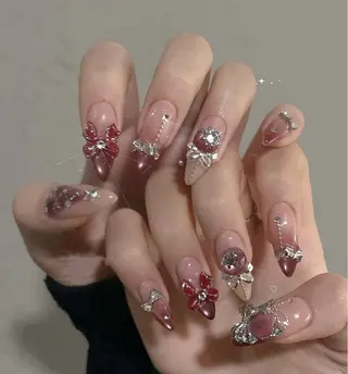 ネイル Mew_Sanie所属・Sanie Salonのネイルデザイン